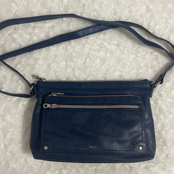 RELIC BY FOSSIL EVIE NAVY BLUE FAUX LEATHER CROSSBODY BAG - Picture 1 of 10